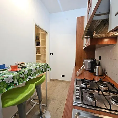 Apartment La Finestra Sul Porto By World Savona