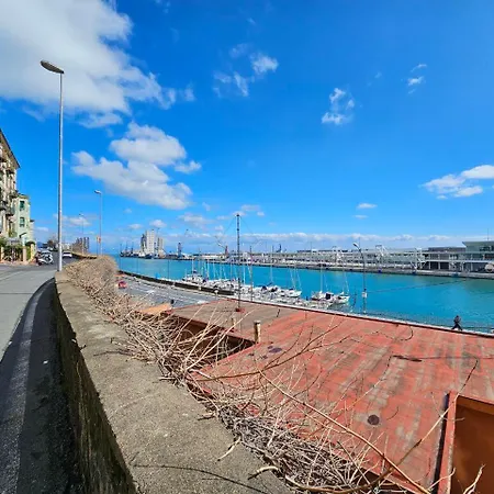 Apartamento La Finestra Sul Porto By World *