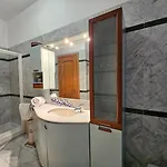 Apartment La Finestra Sul Porto By World Savona