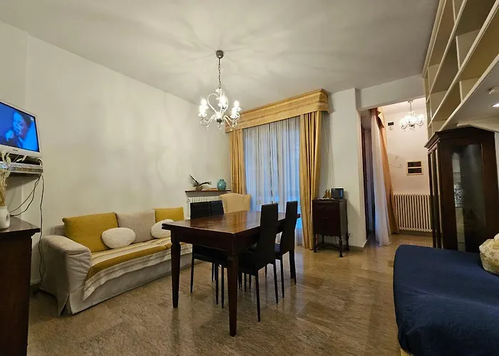 La Finestra Sul Porto By World Apartmán *